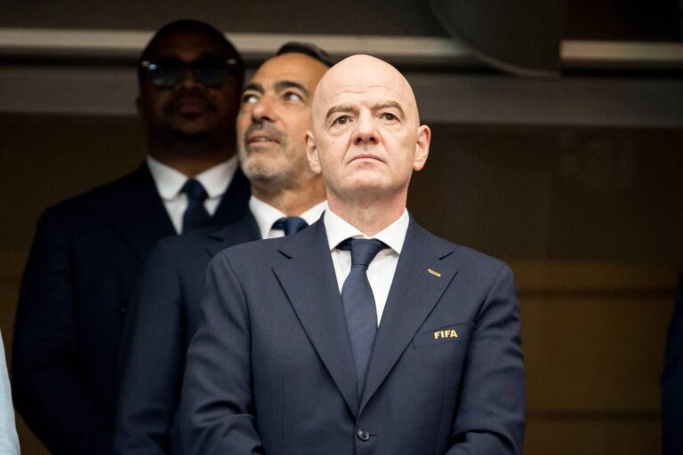 M&eacute;xico e Argentina desafiam Uefa e se alinham a Infantino em &lsquo;guerra&rsquo; na Fifa