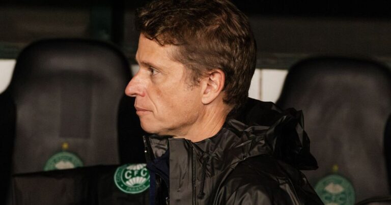 Seabra revela ligação para Lucas Ronier e lamenta série de lesões no Coritiba