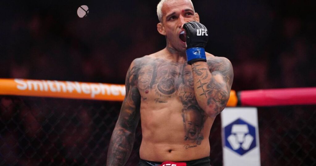Rival acusa Charles do Bronx de usar luto para fugir de revanche no UFC