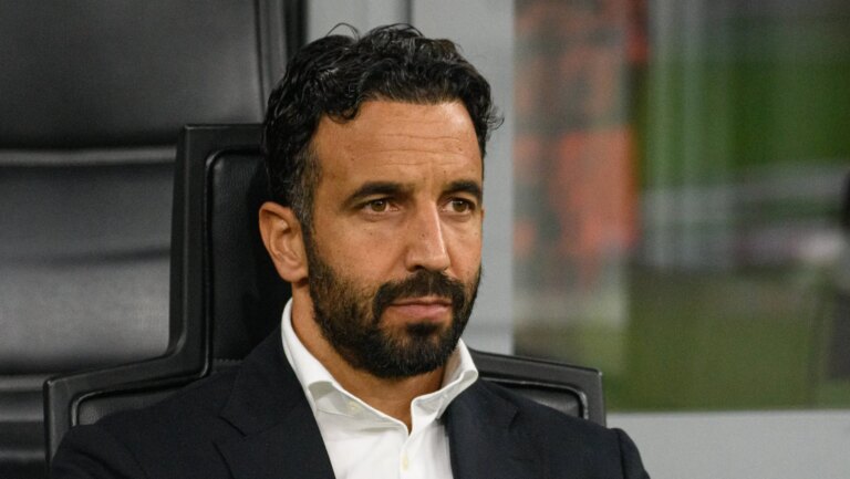 Amorim é criticado após Milan perder para o Benfica