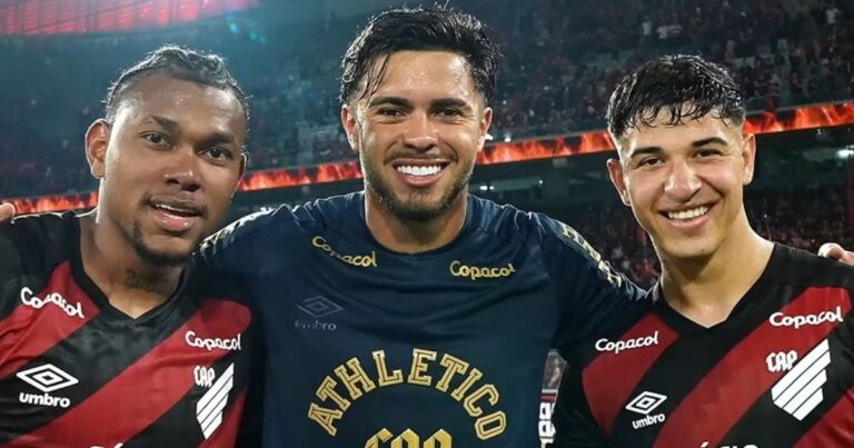 Limite de estrangeiros faz novo herói do Athletico lutar por vaga entre relacionados