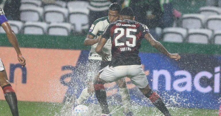 “Futebol ou polo aquático”? Internet reage sobre clássico Atletiba