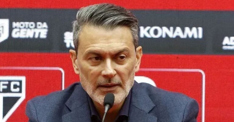 “Ele transformou o clube e jamais vou sonegar isso”, diz ex-diretor chamado de traíra por Petraglia