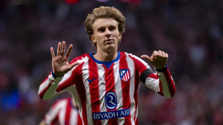 O jovem do Atl&eacute;tico de Madrid que dominou o meio-campo de R$ 900 milh&otilde;es do Manchester United